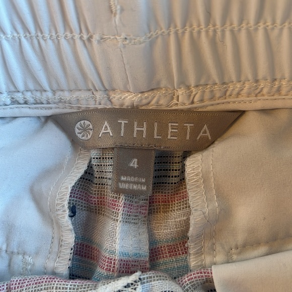Athleta linen white striped beach shorts size 4 Almost new - Picture 4 of 10